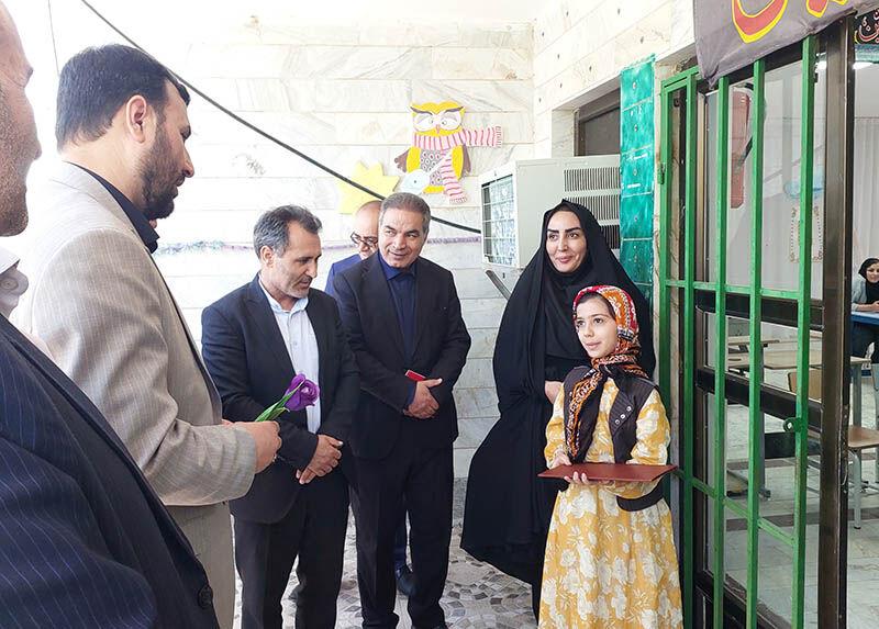 مرکز فرهنگی هنری کانون انگوت میزبان نماینده مردم در مجلس شد