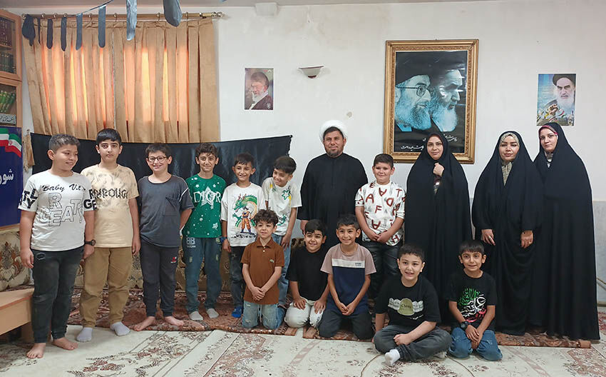 اعضای کانون بیلهسوار با امام جمعه شهرستان دیدار کردند اعضای کانون بیلهسوار با امام جمعه شهرستان دیدار کردند