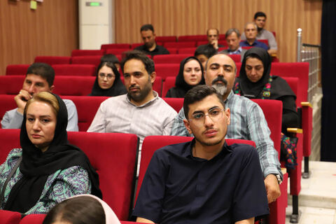 یادگاران صفوی؛ آیین رونمایی از دو عنوان کتاب در کانون استان اردبیل