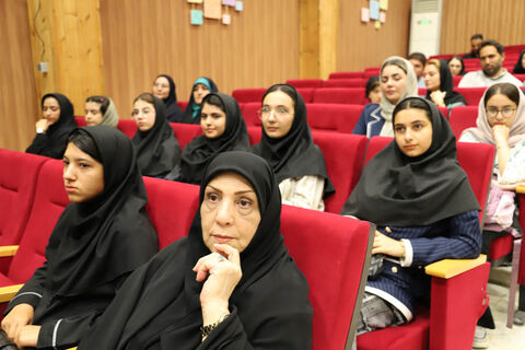 یادگاران صفوی؛ آیین رونمایی از دو عنوان کتاب در کانون استان اردبیل