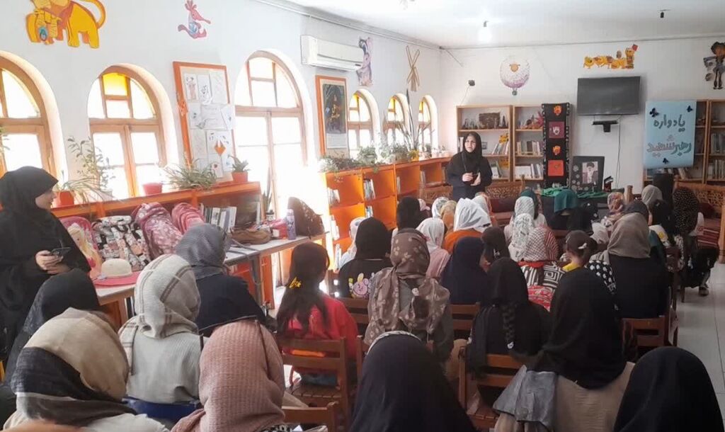 یادواره «چهل روز، چهل یادواره» در مرکز شماره ۱۰ کانون کرمانشاه برگزار شد