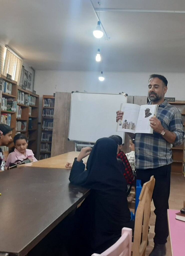 مرکز سیار سرخه مهمان کودکان و نوجوانان مومن‌آباد شد