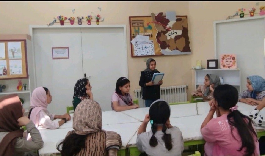 از شکوه اصفهان تا هنر خاتمکاری؛ روایت سفرنامه ایران در مرکز فرهنگی هنری گز برخوار