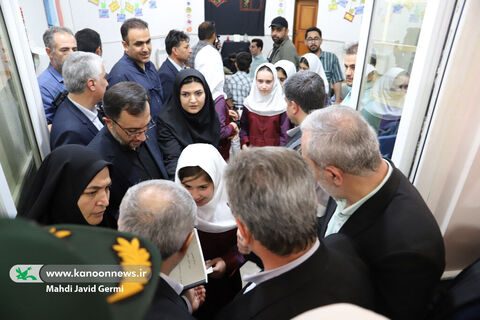 بازدید وزیر آموزش و پرورش و مدیرعامل کانون ار مرکز شماره یک کانون کوثر