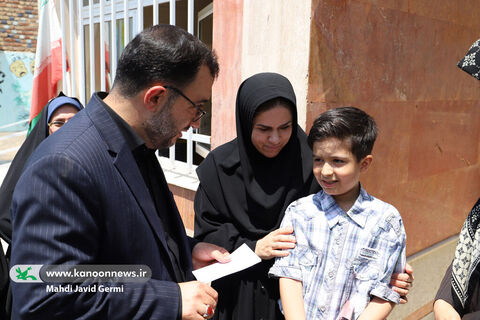 بازدید وزیر آموزش و پرورش و مدیرعامل کانون ار مرکز شماره یک کانون کوثر