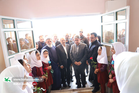 بازدید وزیر آموزش و پرورش و مدیرعامل کانون از مرکز شماره یک کوثر