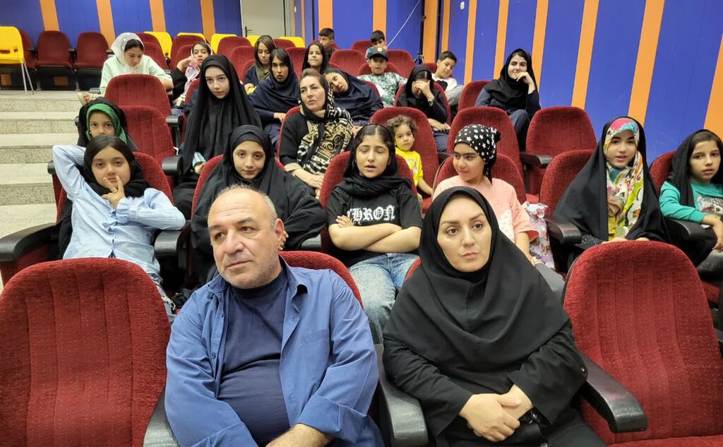 ویژه‌برنامه «چهل‌ روز، چهل یادواره» در مرکز شماره ۱۱ کانون کرمانشاه برگزار شد