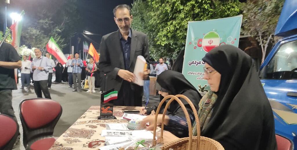 استاندار آذربایجان‌غربی از میز ارتباطات مردمی کانون پرورش فکری کودکان و نوجوانان بازدید کرد