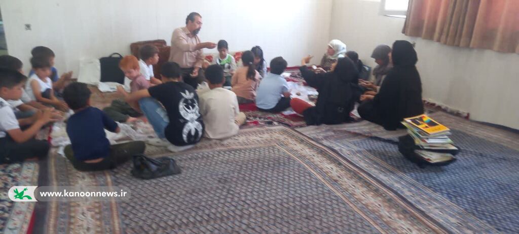 چرخ‌های مرکز سیار کانون اراک؛ راوی قصه‌های مهربانی در روستای گوشه