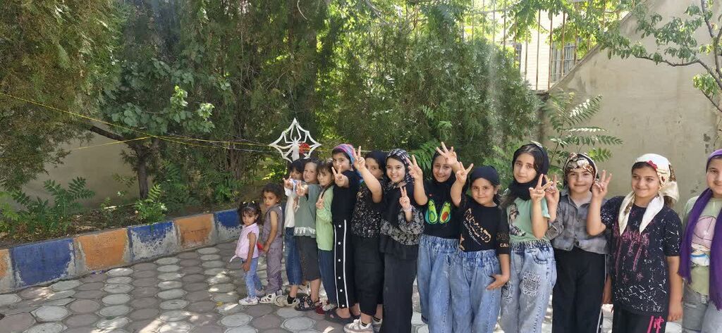 اجرای بازی آموزشی «نجات کفشدوزک از تار عنکبوت» اجرای بازی آموزشی «نجات کفشدوزک از تار عنکبوت»