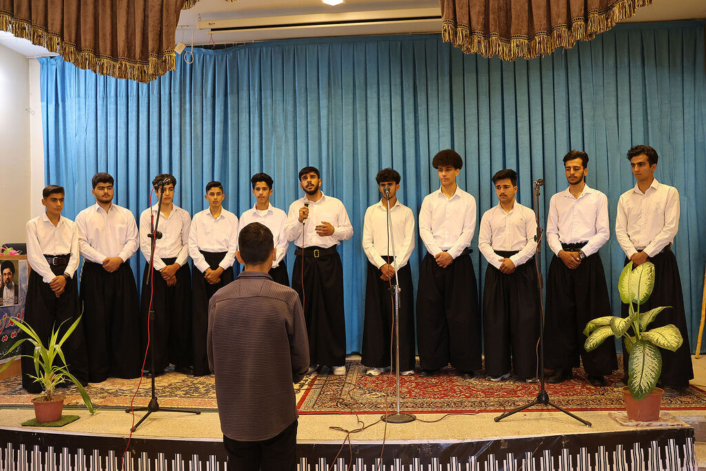 درخشش سرودهای کانون چهارمحال و بختیاری در سومین جشنواره ملی سرود؛ راه یافتن ۵ گروه به مرحله نهایی