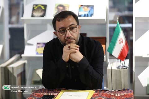 مدیرعامل در چهارمین نشست انجمن شعر برگ