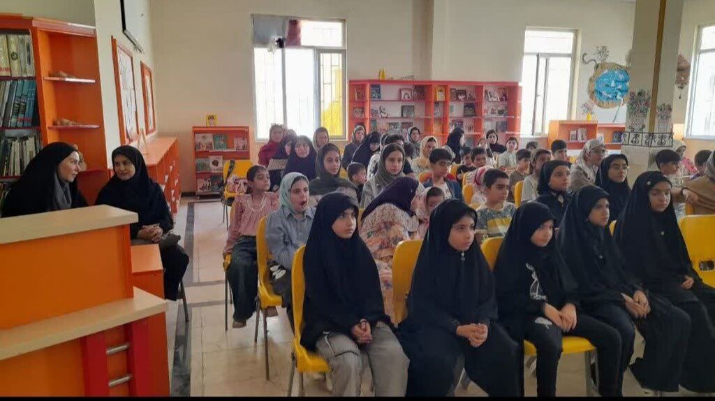 آیین « چهل روز، چهل یادواره» در مرکز شماره ۱۲ کانون کرمانشاه برگزار شد