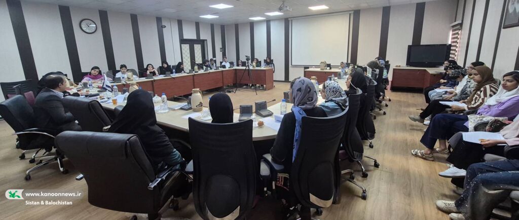 برگزاری نشست انجمن داستان کانون پرورش فکری کودکان و نوجوانان سیستان و بلوچستان نوجوانان داستاننویس سیستان و بلوچستان در مسیر حرفهای نویسندگی گام برداشتند