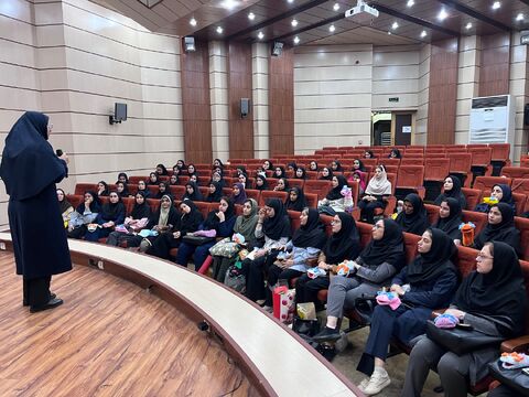 گزارش تصویری /نخستین دوره آموزش مربیان پیش‌دبستانی با عنوان «راهبردهای تربیت و یادگیری» در کانون هرمزگان