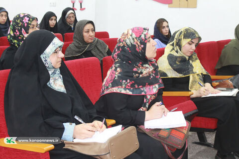 کارگاه آموزشی «مهارت زندگی کودک» در کانون پرورش فکری خوزستان برگزار شد