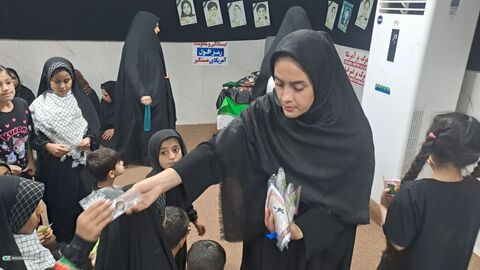 از قصه تا «هدیه خوبان»؛ همراهی کانون با کودکان زائر اربعین