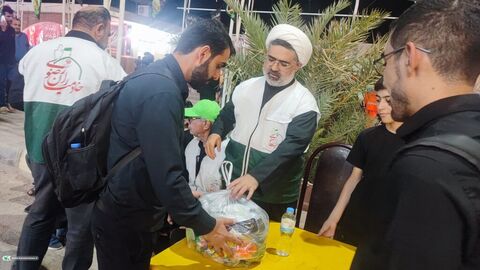از قصه تا «هدیه خوبان»؛ همراهی کانون با کودکان زائر اربعین