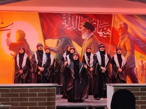 از قصه تا «هدیه خوبان»؛ همراهی کانون با کودکان زائر اربعین