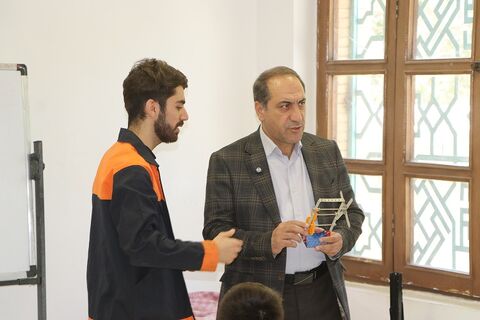 بازدید معاون استاندار اصفهان از مراکز کانون پرورش فکری؛ تابستان کودکان زیر ذره‌بین مسئولان