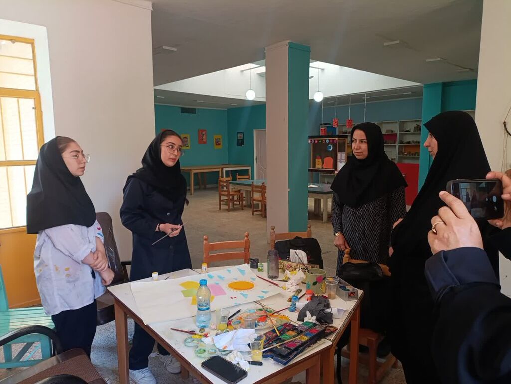 حضور کارآموزان رشته‌های گرافیک و تربیت کودک در مرکز فرهنگی قوچان