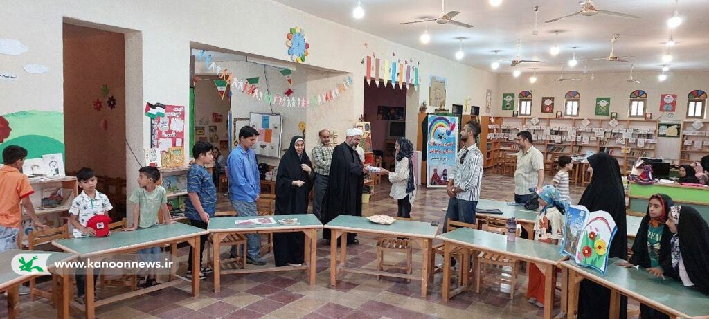بازدید امام جمعه رامیان از فعالیتهای تابستانه کانون بازدید امام جمعه رامیان از فعالیتهای تابستانه کانون
