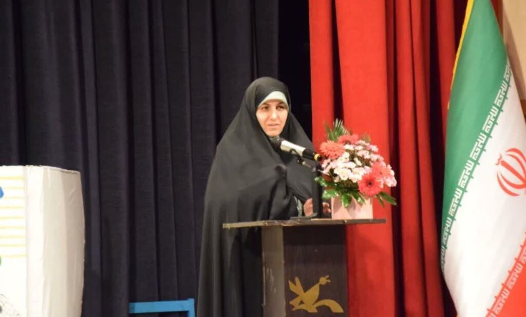 زینب عاشری؛ رئیس دبیرخانه علمی مرحله استانی رویداد «مأموریت ماکان» در البرز شد زینب عاشری؛ رئیس دبیرخانه علمی مرحله استانی رویداد «مأموریت ماکان» در البرز شد