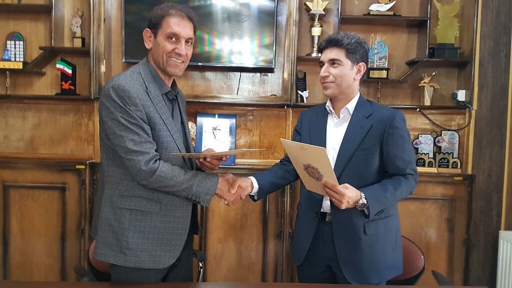 تفاهمنامه همکاری میان کانون کرمانشاه و دانشگاه علمیکاربردی منعقد شد