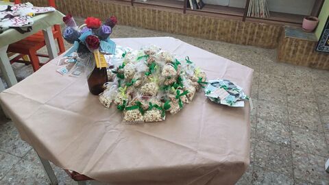 در راستای اجرای پویش ملی هدیه خوبان؛نمایشگاه "دست‌سازه‌های حسینی" اعضای کانون همدان افتتاح شد