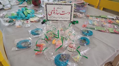 در راستای اجرای پویش ملی هدیه خوبان؛نمایشگاه "دست‌سازه‌های حسینی" اعضای کانون همدان افتتاح شد