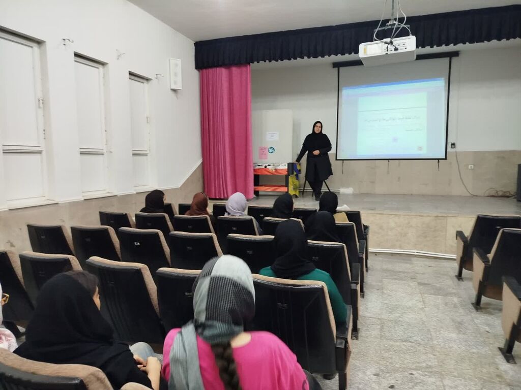 رونق مردادماهی در مراکز فرهنگیهنری کانون استان قزوین