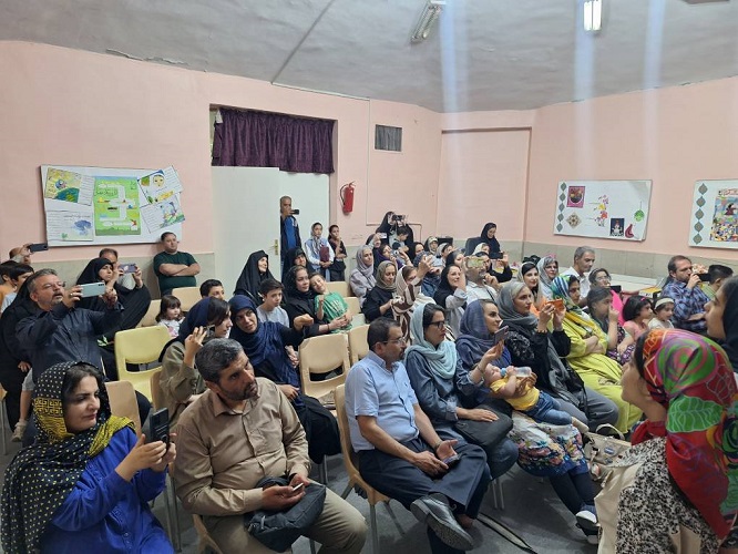 آیین پایانی ترم نخست کارگاه‌های تئاتر خلاق و تئاتر صحنه در مرکز شماره ۳ کانون پرورش فکری اصفهان