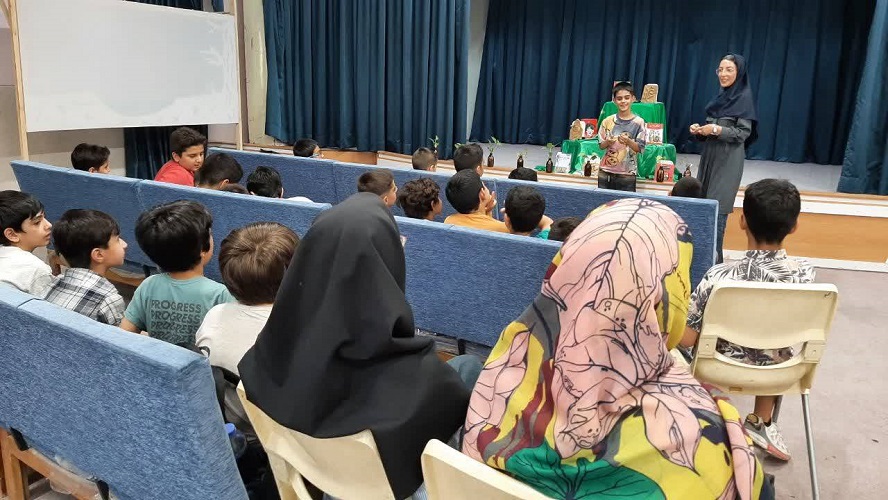 ویژهبرنامه «سفر چهل روزه» به مناسبت اربعین حسینی در مرکز شماره ۲ کانون اصفهان برگزار شد