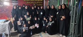 «روایت‌گری عاشورایی و اهدای دست‌سازه‌ها و کتاب در موکب حضرت قاسم (ع)
