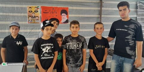 نوجوانان کانون کردستان در موکب اربعین؛ روایت تصویری خدمت به زائران امام حسین (ع)