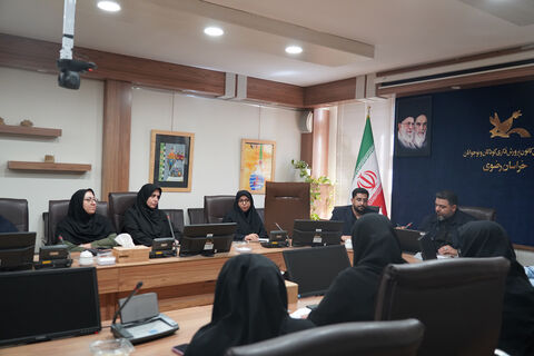 برگزاری شورای اداری کانون خراسان رضوی با حضور دکتر محمدپور، معاون توسعه و مدیریت منابع کانون