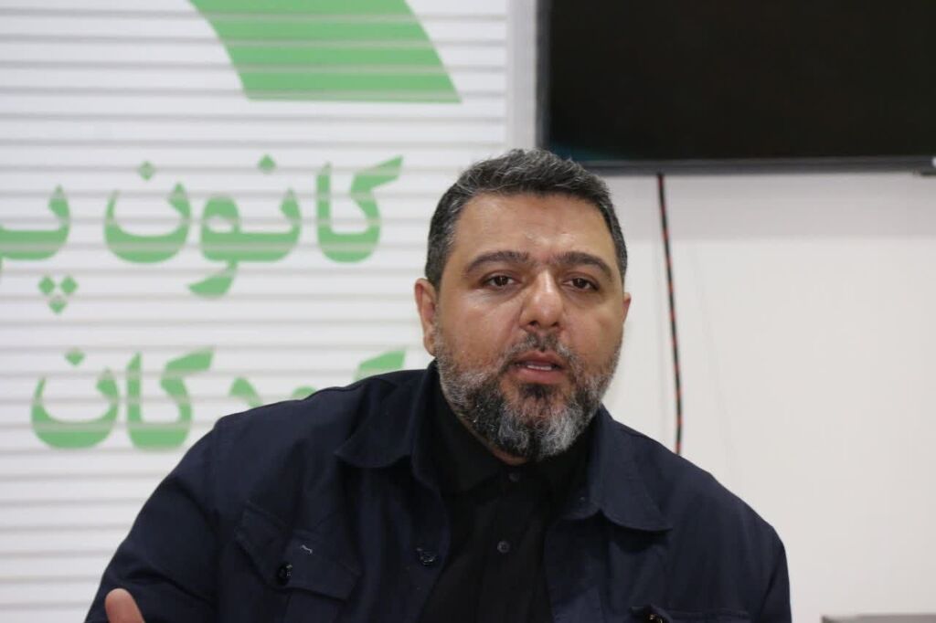 نشست معاون توسعه و مدیریت منابع کانون کشور با مسئولان استان کرمانشاه