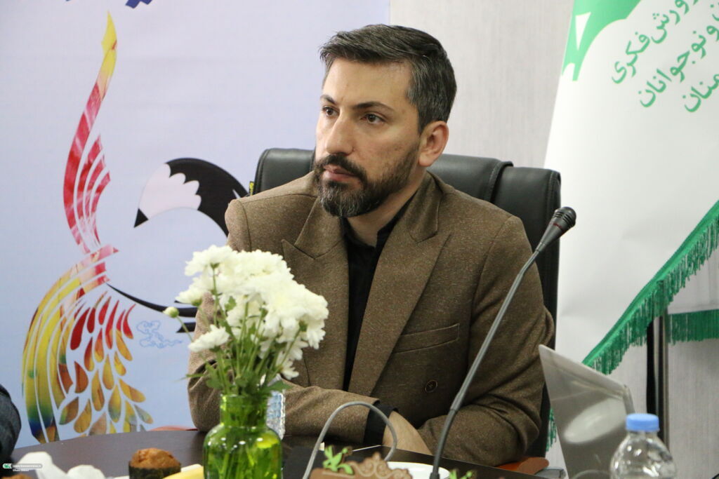 مدیرکل آفرینشهای ادبی و هنری کانون: مرکز ۷ اصفهان نیازمند تدبیر فوری برای حفظ سرمایه تاریخی است مدیرکل آفرینشهای ادبی و هنری کانون: مرکز ۷ اصفهان نیازمند تدبیر فوری برای حفظ سرمایه تاریخی است