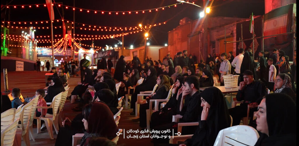 تماشاخانه سیار کانون در زنجان؛ «میهمانان کوچک امام حسین(ع)» در قاب هنر روایت می‌شود
