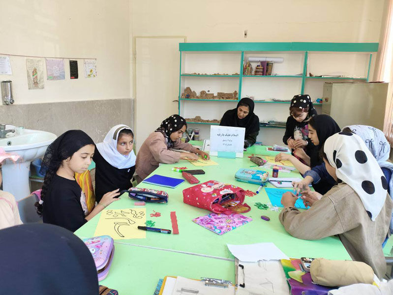 برنامه‌های تابستانی مرکز ۴ کانون اردبیل با کارگاه‌های مهارتی و معنوی در حال اجراست