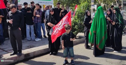 «باید برخاست»؛ وقتی کودکان و نوجوانان کانون، خادمان کوچک زائران حسین(ع) شدند.