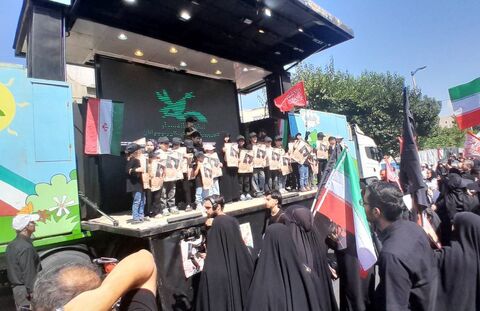 تماشاخانه‌های سیار کانون در مسیر جاماندگان اربعین