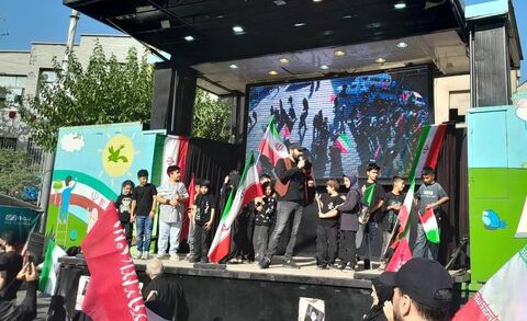 تماشاخانه‌های سیار کانون در مسیر جاماندگان اربعین