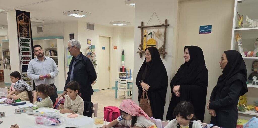 بازدید فرماندار درگز بازدید فرماندار درگز از کارگاههای اوقات فراغت کانون
