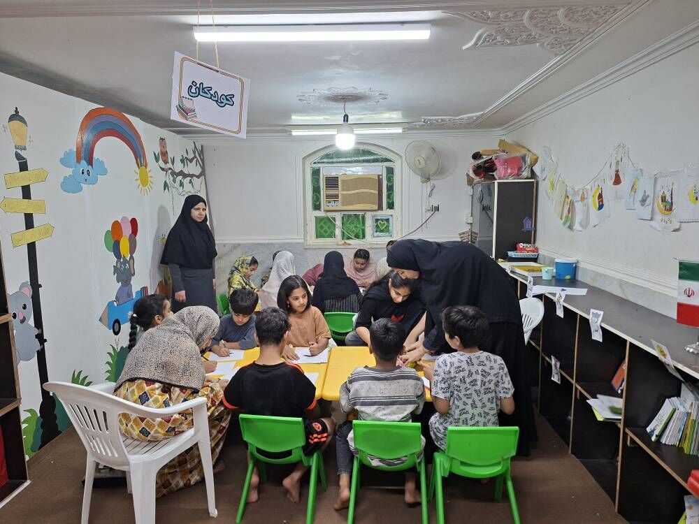 نشاط و دانایی در بندر معلم؛ مرکز بندرلنگه با «کاروان کتاب» به استقبال کودکان رفت