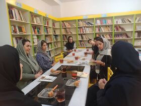 دومین نشست «باشگاه کتابخوانی مادران» در مرکز ۳۹