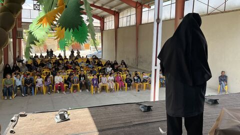 گزارش تصویری/ سفر تماشاخانه سیار از تویسرکان تا رزن استان همدان