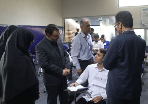 بازدید مدیرعامل و معاون وزیر از آزمون‌های نهایی هرمزگان