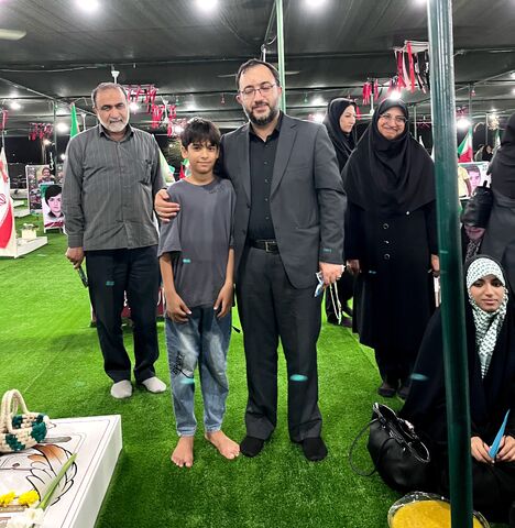 ادای احترام مدیرعامل کانون به شهدای کورک میناب
