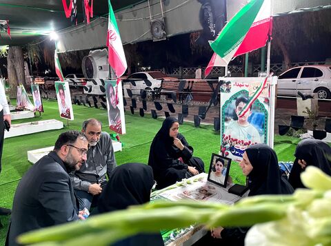 ادای احترام مدیرعامل کانون به شهدای کورک میناب
